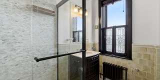 2000 N Lincoln Park W Gallery 15