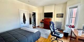 Renovated 4 Floor 5 Bed/2 Bath Fenway Townhouse on Hemenway for September 1st Gallery 12