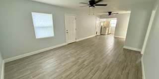 Charming Jacksonville Home - Rent Ready! 3 Bed/1 Bath, Pet Friendly, Fenced in Yard! Gallery 5