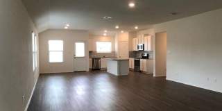 Conveniently Located 4 Bed / 2 Bath Hutto Home Gallery 3