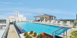 Bimini Square Gallery 20