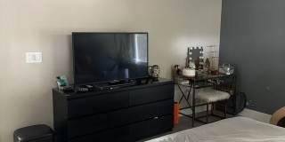 Room in 2 Bedroom Home at Eleanor St Gallery 6