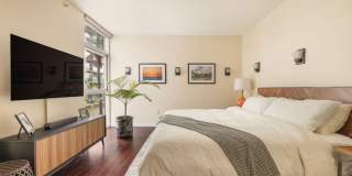 13700 Marina Pointe Dr Gallery 12