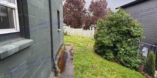 Cute 4-Bedroom Duplex w/Attached Garage in Seward Park Area in Seattle!! Gallery 33