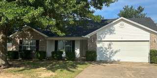 Spacious 3-Bedroom Home in the Heart of Cabot! Gallery 1