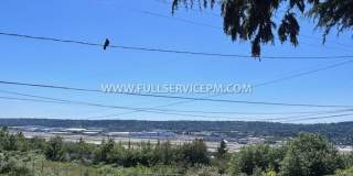 Exceptional South Beacon Hill 3 BD 2 BA! Huge Deck! Gallery 36