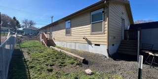 Beautiful Newer Home Gallery 3