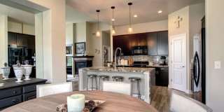 Spacious 3 BDR Townhome on Golf Course Gallery 22