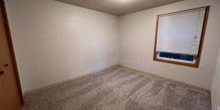3 Bd Townhome Gallery 6