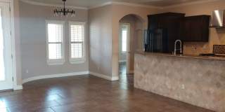 4 BEDROOM 3 BATHROOM HOME Gallery 13