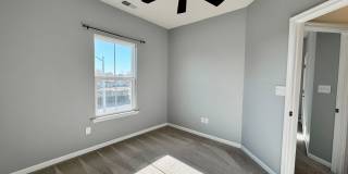 Available 07-08-26! Townhouse w/Garage - Pet Friendly - All Appliances Convey! Gallery 44