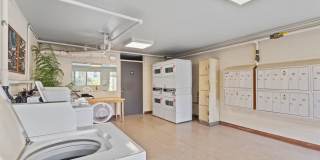 Charming Pualei Circle 1BR Condo with Parking, Pool & Utilities Included Gallery 23