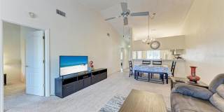 Furnished 2 Bedroom | 2 Bath - Lake Views Gallery 6
