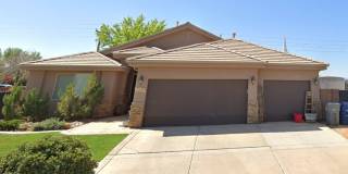 4 Bedroom Home in Washington- Great Floor Plan! Gallery 1