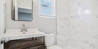 2015 E Maryland St Gallery 33