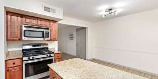 Oval Spring Apartments Gallery 29