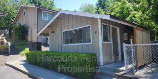 35 NE Torval Canyon Rd Gallery 1