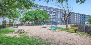 Element Austin Apartments Gallery 13