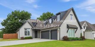 Beautifully new build home in gated neighborhood. Gallery 1