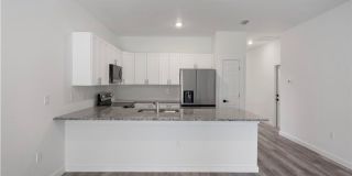 Charming 3BR Duplex in Lehigh Acres Gallery 19