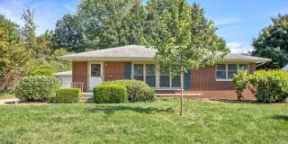 3 bedroom, 2 bath Ranch -AVAILABLE AUGUST Gallery 4