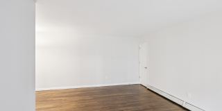 Queens Gardens Apartments Gallery 39