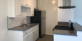 3723 Mentone Gallery 1
