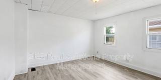150 S Cypress Ave Gallery 27