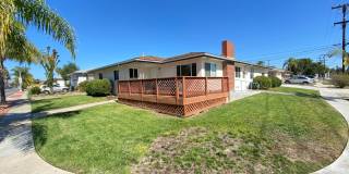 8BD/3BA, Lots of Parking! Gallery 1