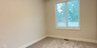 3BR Home w/ 2-Car Garage | Prime Norfolk Location Gallery 16