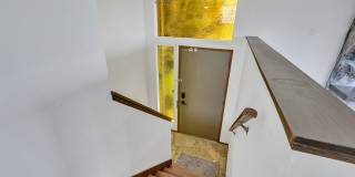 Fully Renovated 3BD Upper Duplex with Garage & Garden in West Seattle Gallery 5