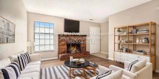 236-242 NW Woods Chapel Rd Gallery 1