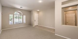 single story / 3 car garage / 3 bedrooms / 3 baths Gallery 7