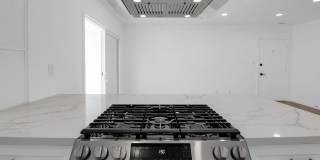 1021 N Genesee Ave Gallery 16