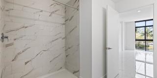 1 Curtiss Parkway Gallery 4