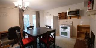 Studio Apartment for Rent at Dixon Dr Gallery 4