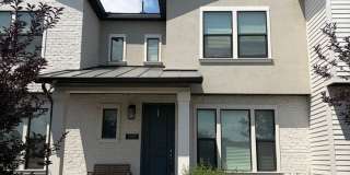 Beautiful Townhouse!!! Gallery 1