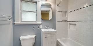 BEAUTIFUL HOME IN BLUEBONNET HILLS, ALAMO HEIGHTS Gallery 17