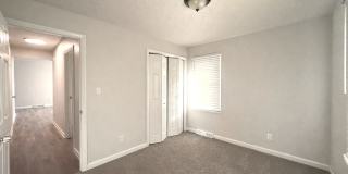 MOVE IN SPECIAL! Charming Home on a Peaceful Street in South Kansas City! Gallery 7