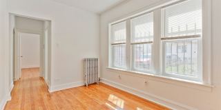 11932-38 S. Stewart Gallery 7