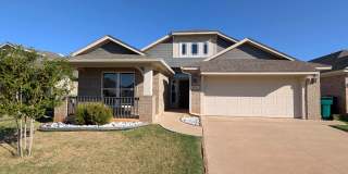 Beautiful Home in a Desirable Edmond Location Gallery 1