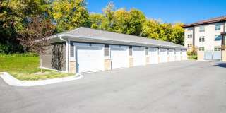Walnut Glen Townhomes - Senior Housing Gallery 1