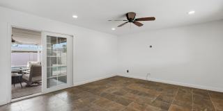 8307 E CLARENDON Avenue Gallery 14