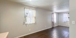 1326 S Elizabeth Street Gallery 15