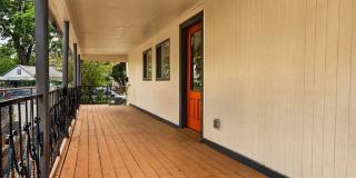 631 E Mistletoe Gallery 31