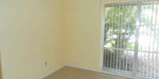 4261 Island Cir Gallery 10