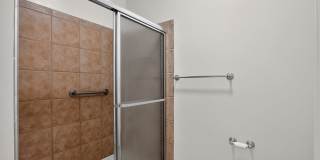 Spacious 2BR Condo in La Plata Gallery 26