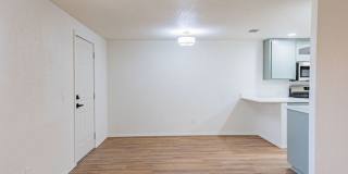 600 Southeast 38th Street Gallery 10