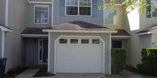 137 Commons Drive Gallery 1