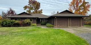 21635 SW Elwert Road ~ Beautiful Country Living in Sherwood Gallery 1